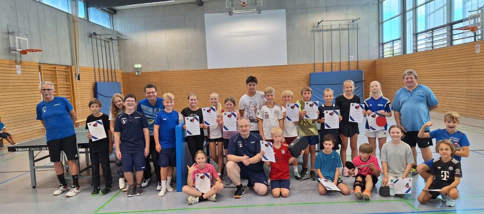 Die Tischtennisabteilung des TuS Prien gab im Rahmen des Priener Ferienprogrammes 25 Kindern die Gelegenheit, über das „Freizeittischtennis“ hinausgehend den Sport auszuprobieren